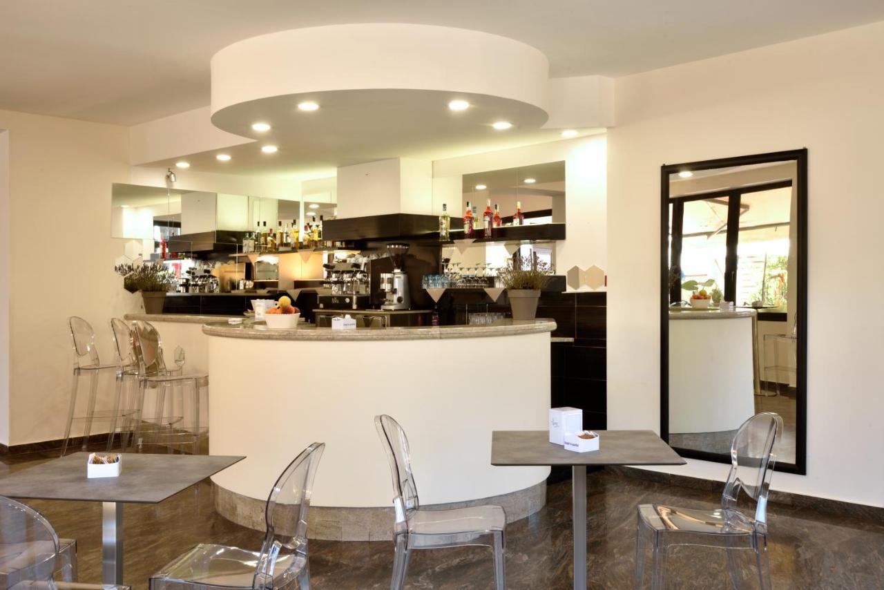 Hotel Diano Marina Mhotelsgroup Kültér fotó